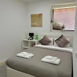 Heaven Homes - Privatzimmer Mit Bad In Der Naehe Von Hbf