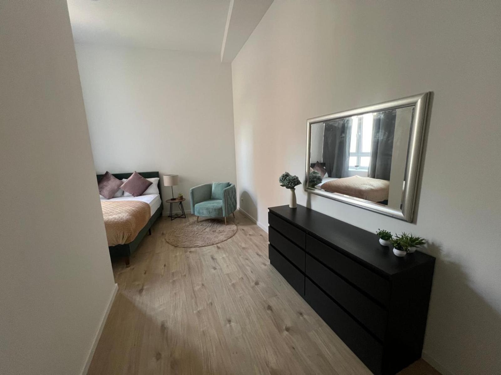 Heaven Homes - Mit Bad In Der Naehe Von Hbf Homestay Dusseldorf